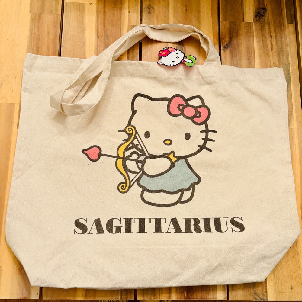 Hawaii Exclusive 2020 - NWT Hello Kitty canvas zodiac tote - Sagittarius